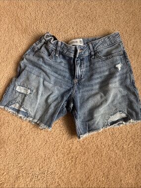 abercrombie kids light blue distressed denim shorts